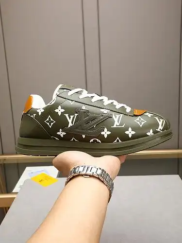 LV Hombre Código 0423C00 Tamaño Hombre 4044 45 46 personalizado