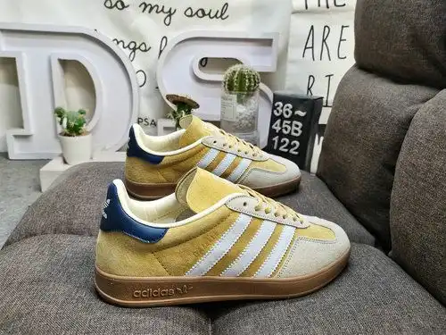 122D Adidas Gazelle Indoor JI3523 casual, wear-resistant, lightweight, low top board shoes. This Adi