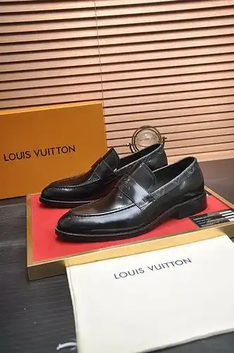 LV Hombre Código 0419B90 Tamaño 3844 45 personalizado