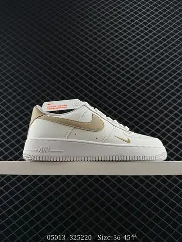 Nike Air Force 1 "07 Air Force One low top versatile casual sports board shoes. The soft and el