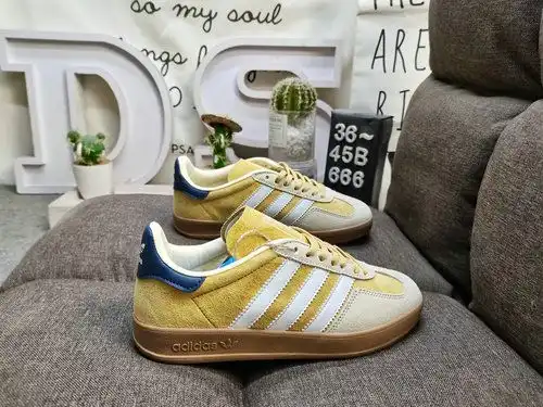 666D Adidas Gazelle Indoor zapatos ligeros y resistentes Este zapato deportivo Adidas es un renacimi