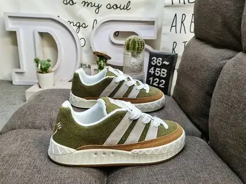 122D Adidas/adidas adimatic Bread Shoes Adidas' Shark Bread Shoes' new collaboration opens, partneri