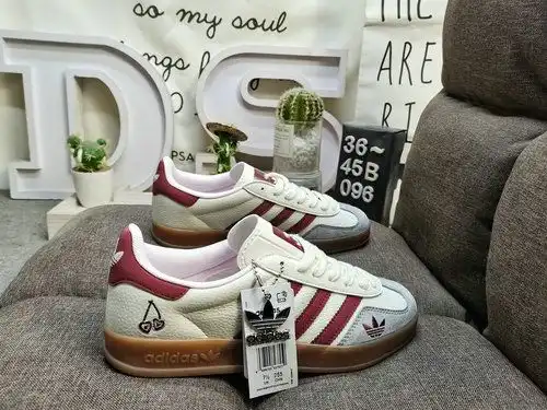 096D Adidas Gazelle Indoor DM 1234006 zapatos ligeros resistentes al desgaste Este zapato deportivo 