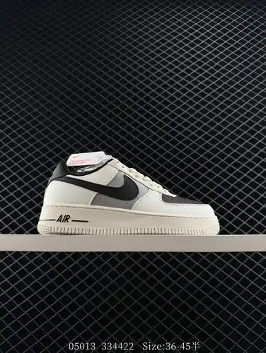 Nike Air Force 1 Low Air Force One low top versatile casual sports board shoes. The soft and elastic