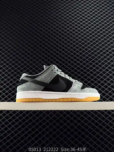 The Nike Dunk SB Low Grey Raw Rubber Dunk SB, as the name suggests, has a classic Dunk bloodline and