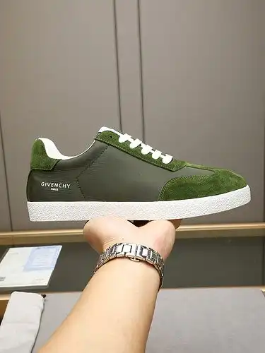 Givenchy Mens Edition Código 0509B30 Tamaño 3844 45 Personalizado