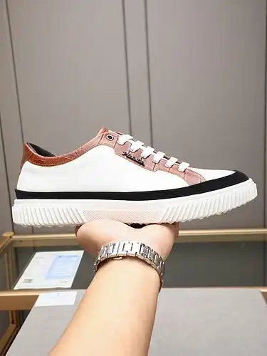 Prada Mens Edición Código 0509B40 Tamaño 3844 45 Personalizado