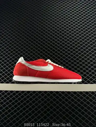 company level ✅ The Nike Classic Cortez is a lightweight and comfortable men's running shoe with a p