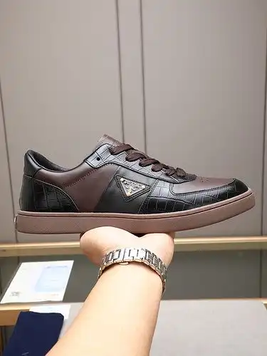 Prada Mens Edición Código 0509B40 Tamaño 3844 45 Personalizado