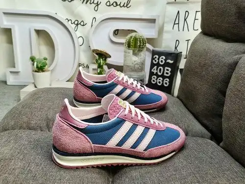 The 866D adidas SL 72 OG W IF1939 retro sports shoe series has become popular worldwide. Riding on t