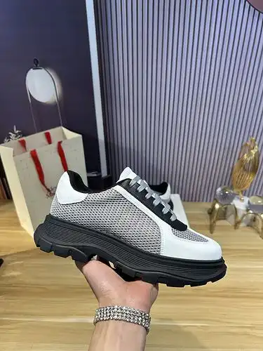 McQueen Código de pareja 0514C60 Tamaño Mujer 3441 Hombre 3846 Mujer 34 4041 Hombre tamaño 384546 es