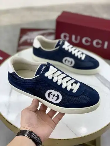 Código de estilo de pareja de Guqi 0507C20 Tamaño femenino 3542 Mujer 4142 Masculino personalizado 3