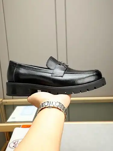 Hermes Mens Edition Código 0509B Tamaño 3844 45 personalizado