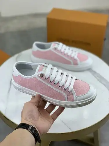 LV Código femenino 0507C30 Tamaño femenino 3540 Personalizado para la mujer 40