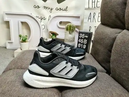 619D company level really explosive! Adidas/Adidas men's shoes are made of authentic and explosive m