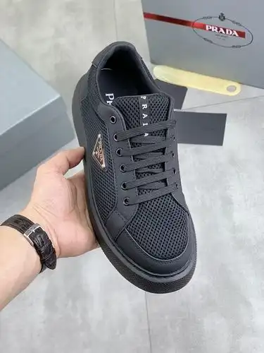 Prada Mens Edition Código 0507C20 Talla 3845