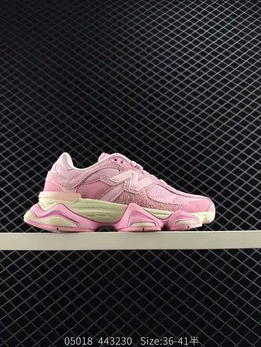 Los zapatos de carrera Joe Freshgoods x New Balance NB9060 colaboración retro casual están inspirado