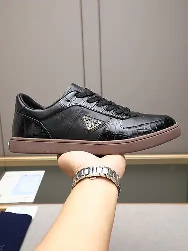 Prada Mens Edición Código 0509B40 Tamaño 3844 45 Personalizado