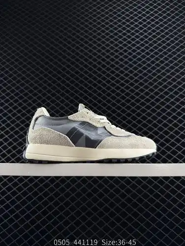 Las zapatillas de carrera deportivas de ocio New Balance MS327 Retro están diseñadas con un estilo r