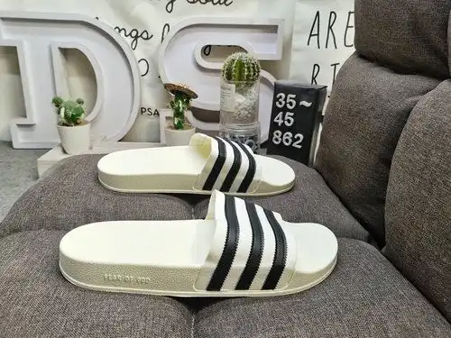 862DAdidas ATHLETICS ADILETTE Home Leisure One Word Drag