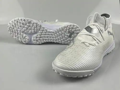 Llegada 3945 Puma FUTURE 8 ULTIMATE TF 3945