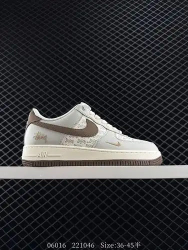 230 NIKE AIR FORCE 107 LV8 original último cartón original para crear una versión de la fuerza aérea