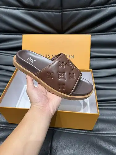 LV Código Hombre 0521A90 Talla 3844