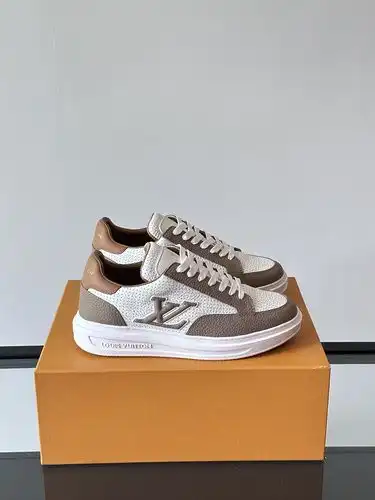 LV Hombre Código 0521B40 Tamaño 3844 Personalizable 45 46 no reembolsable