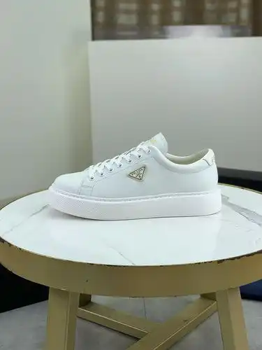 Prada Mens Edición Código 0615C Tamaño 3844 45 Personalizado