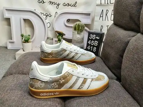 418D Adidas Gazelle Indoor DM SC92729 zapatos ligeros resistentes al desgaste Este zapato deportivo 