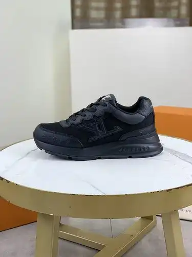 Código de estilo de pareja LV 0615D00 Tamaño Mujer 3539 Hombre 3944 Mujer 40 Hombre 45 Personalizado