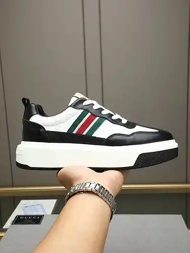Gucci Mens Edition Código 0621B Tamaño 3845 45 personalizado no reembolsable