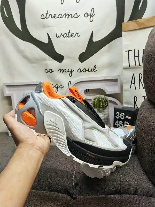 IMG_20250604_221157.webp