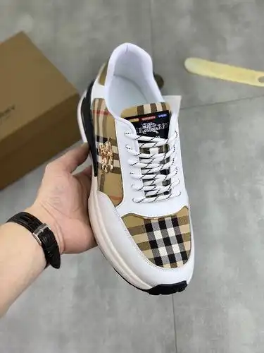 Burberry Mens Edition Código 0616B60 Talla 3844