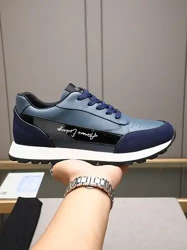 Armani Mens Edición Código 0524B50 Tamaño 3844 45 Personalizado