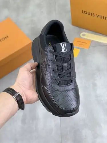 LV Hombre Código 0529B60 Tamaño 3844 45 46 personalizado