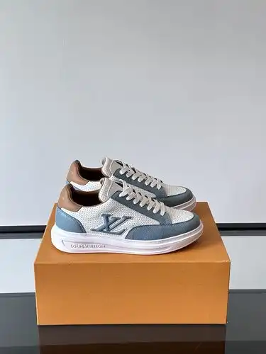 LV Hombre Código 0521B40 Tamaño 3844 Personalizable 45 46 no reembolsable