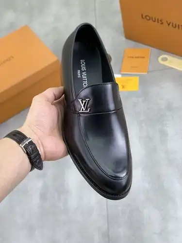 LV Hombres Código 0616B40 Tamaño 3945 personalizado 3846