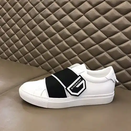 Givenchy Mens Edition Código 0524B Talla 3844