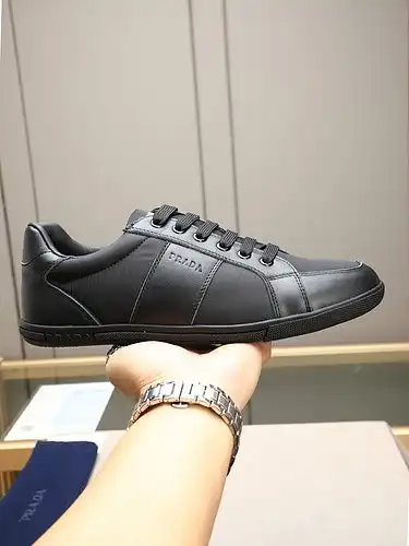 Prada Mens Edición Código 0611B40 Tamaño 3844 45 Personalizado