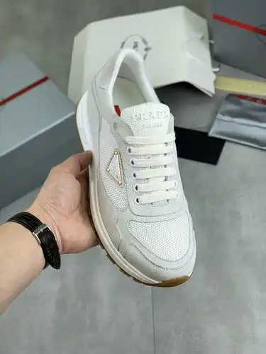 Prada Mens Edición Código 0615C20 Tamaño 3844 45 Personalizado
