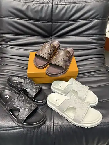 LV Código Hombre 0521A90 Talla 3844