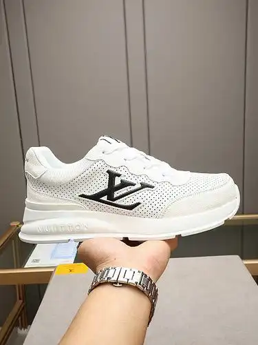 LV Hombre Código 0611B60 Tamaño 3844 45 personalizado