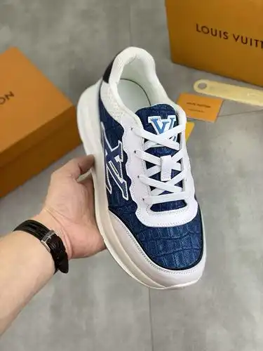 LV Hombre Código 0529B60 Tamaño 3844 45 46 personalizado