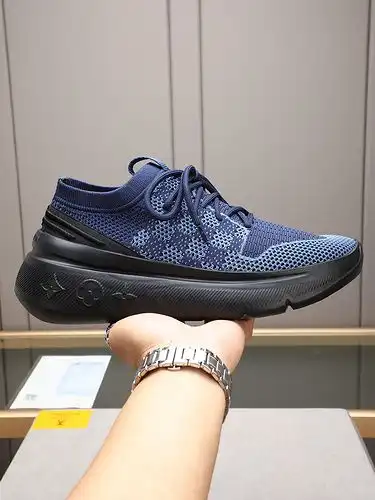 LV Hombre Código 0524B Tamaño 3844 45 personalizado