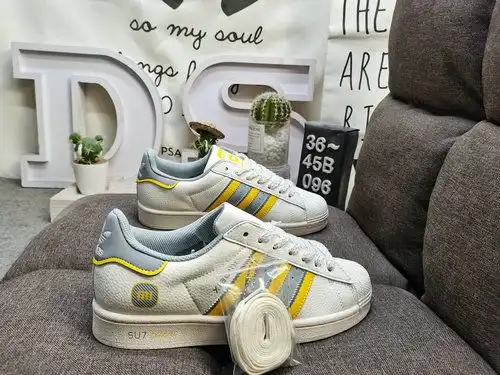 096D Adidas Three Leaf Clover Originals Superstar JY8918 Shell Head Clásico versátil zapatos deporti