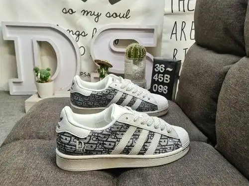 098D Adidas Three Leaf Clover Originals Superstar HS30 Shell Head Clásico versátil zapatos deportivo
