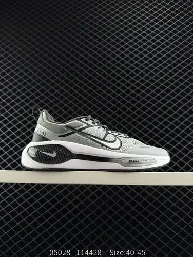 Nivel de empresa La zapatilla de carrera Nike Zoom Winflo V2 cuenta con un diseño de malla diseñado 