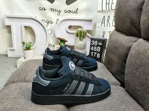 178DAdidas Campus 00s M20931 incorpora elementos de la cultura hiphop de Tokio creando la serie de l