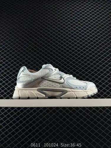 Nivel de empresa El Nike V5 RNR es un cómodo versátil antideslizante y duradero zapato casual de cor